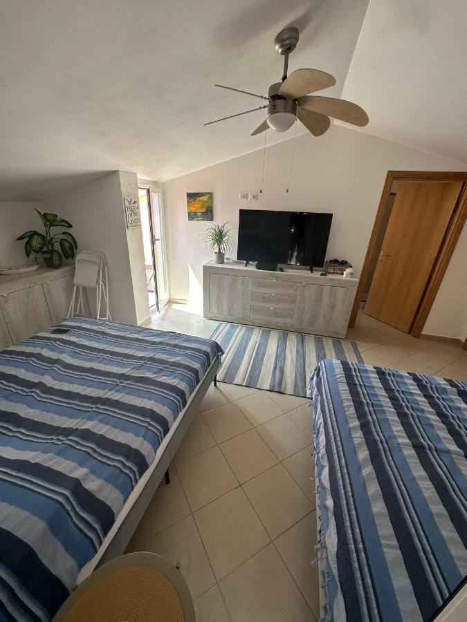 Bella Alba Apartment On The Beach Alba Adriatica Eksteriør bilde
